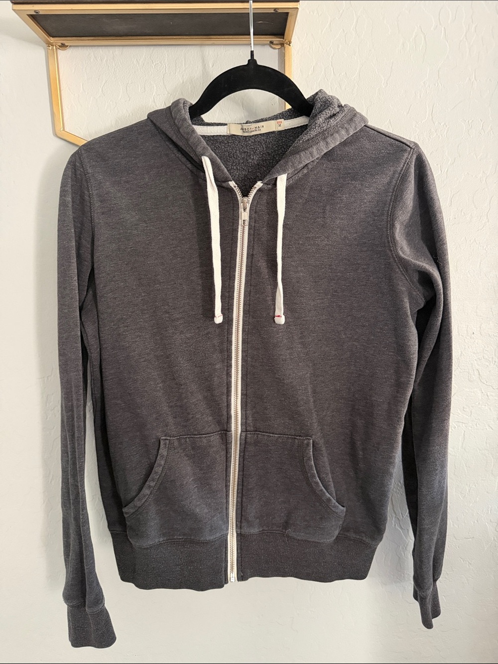Abbot Main Men's Charcoal Gray Zip-Up Hoodie